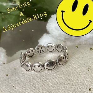 🌸🙂Smiley Sterling Adjustable Ring